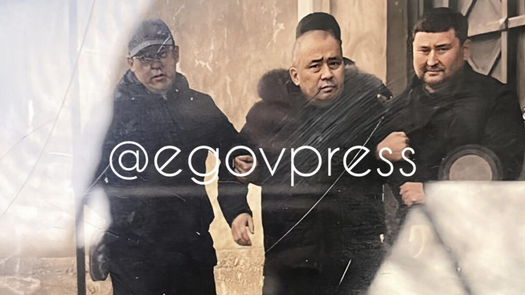 Шымкентте аудандық полиция бөлімінің басшысы 20 млн теңге парамен қолға түсті