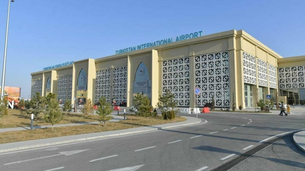 Түркістан әуежайына 14,3 млн теңге айыппұл салынды