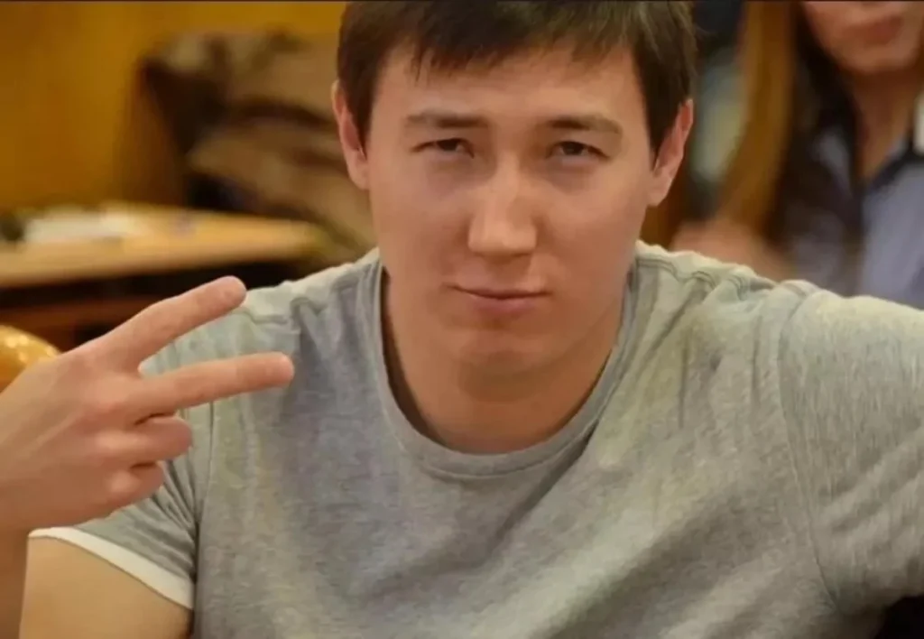 Әйелін сабаған Рахат Тұрлыхановты полиция ұстады