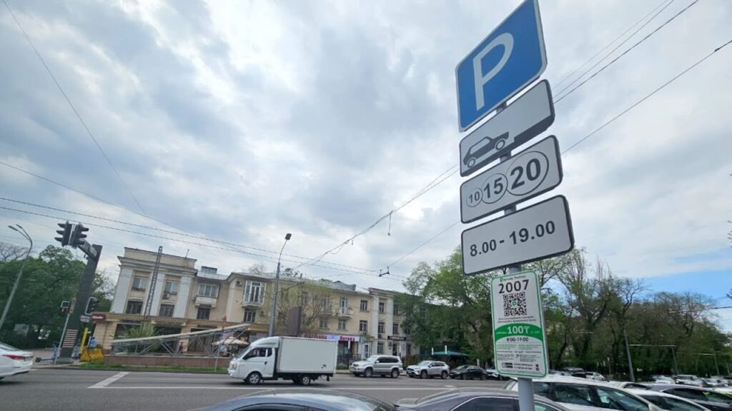 Алматыда автотұрақ бағасы қымбаттайды