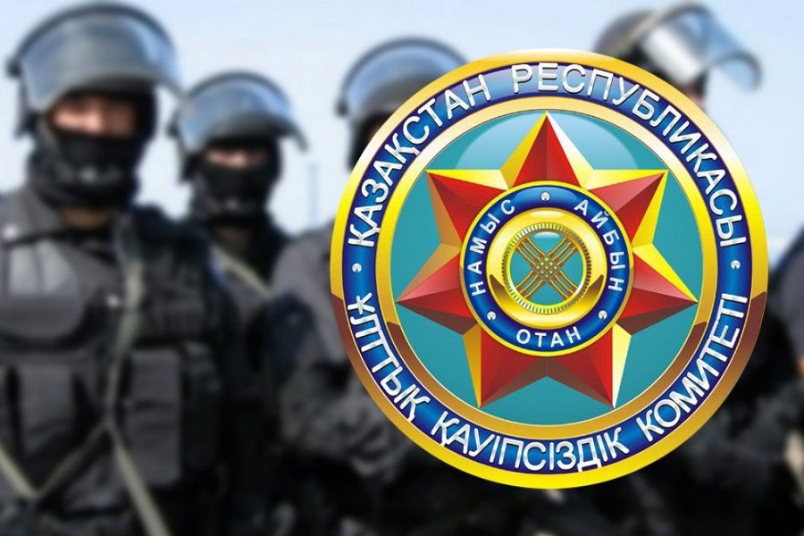 ҰҚК офицері ірі көлемде қаржы мен пәтер бопсалады деген күдікпен ұсталды